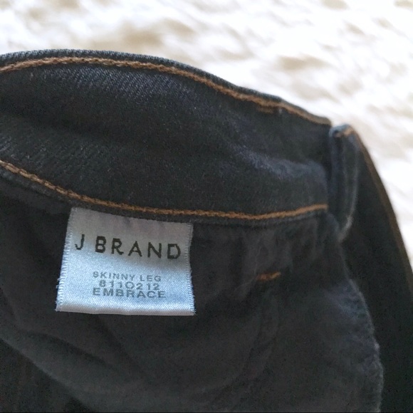 J Brand 810 Skinny Leg Jeans in Embrace - Picture 6 of 7